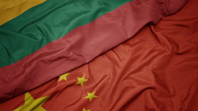 Kiniją pykdo Lietuvos sprendimas Vilniuje atidaryti taivaniečių atstovybę: sumažino diplomatinių santykių lygį