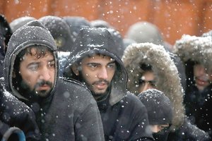 Lenkijos kunigai nepaiso arkivyskupo noro: stoja į pasieniečių pusę