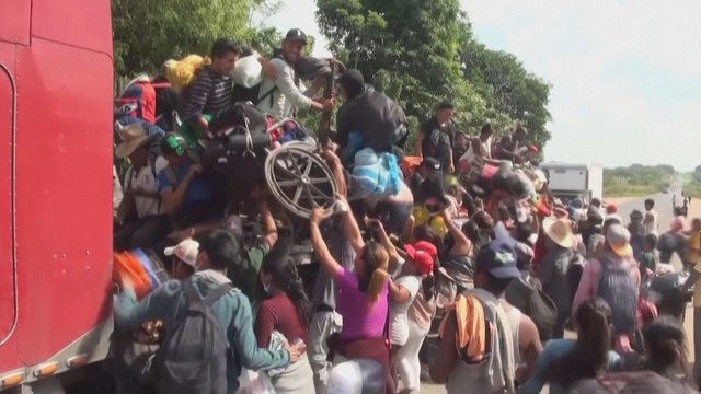 Migrantai plūsta į Meksiką: tikina ten ieškosiantys darbo