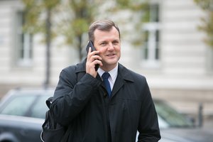 G. Paluckas planuojamą įvesti automobilių taršos mokestį vadina keistu: apmokestinamas tik taršos potencialas