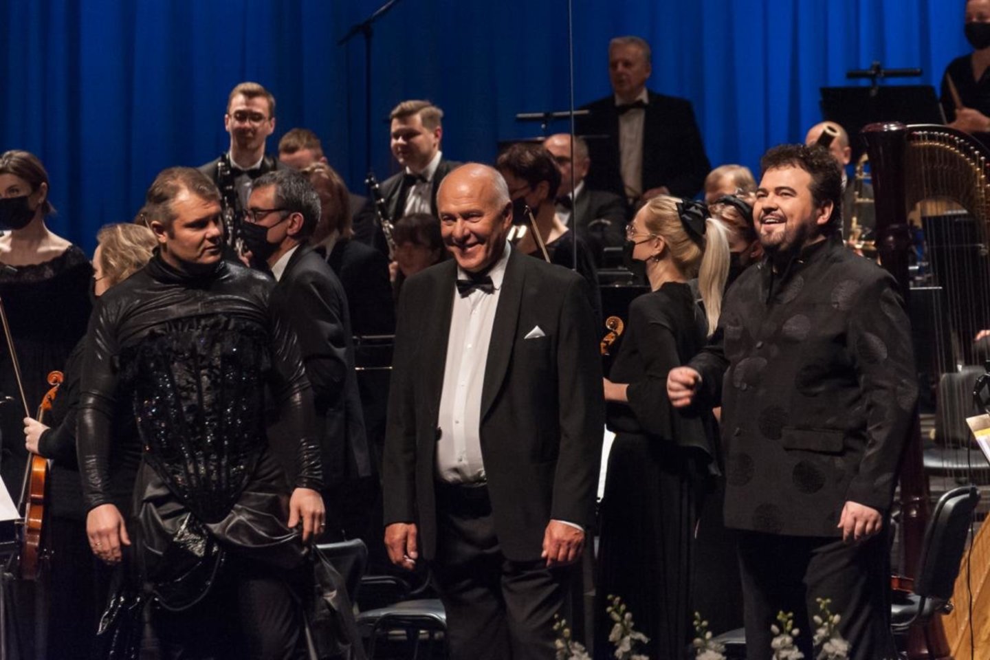 Operos solistas A.Švilpa savo jubiliejų šventė scenoje su draugais.<br> O.Kasabovos nuotr.