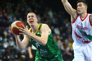 Saldus K. Maksvyčio debiutas: įspūdingo spurto įkvėpta Lietuva parbloškė bulgarus