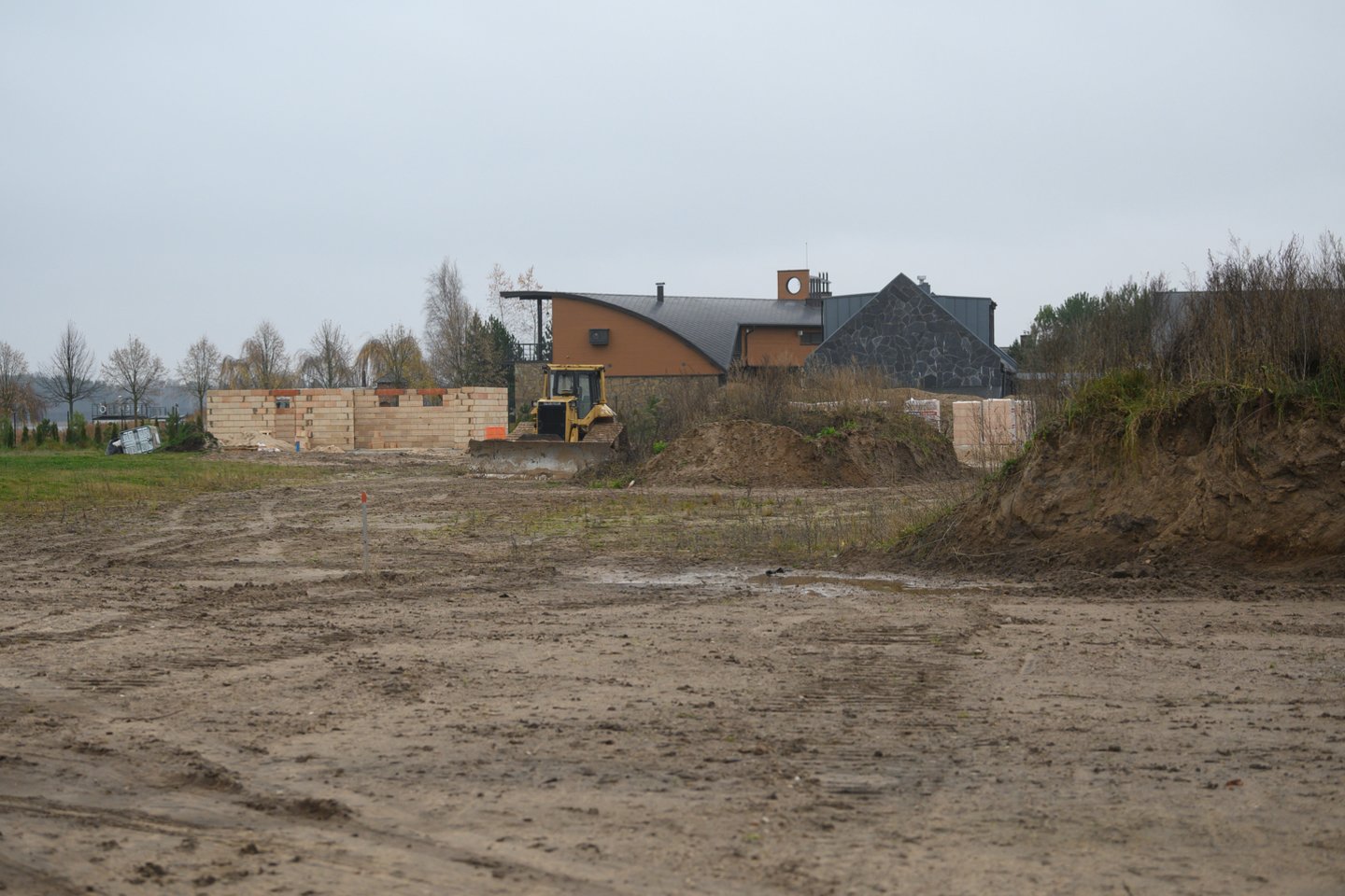 Vaizdingose vietovėse prie Elektrėnų marių jau numatyti sklypai statyboms.<br>V.Skaraičio nuotr.