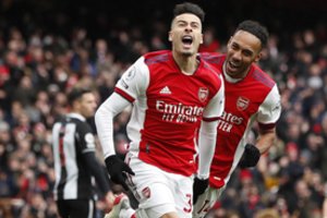 Londono „Arsenal“ be didesnių problemų susitvarkė su turtingaisiais lygos autsaideriais