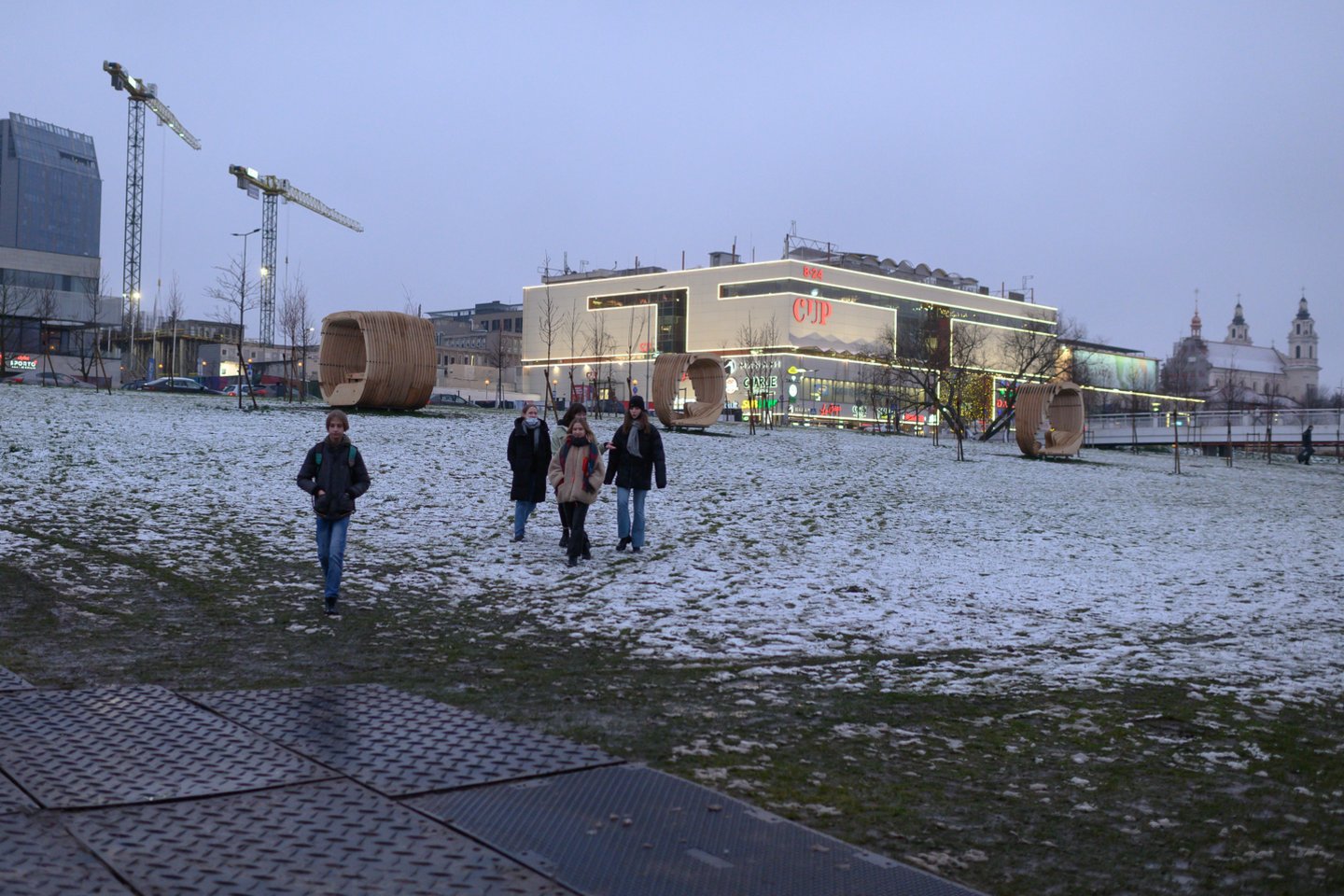  Vilniuje atidaryta ledo čiuožykla.<br> V.Skaraičio nuotr.