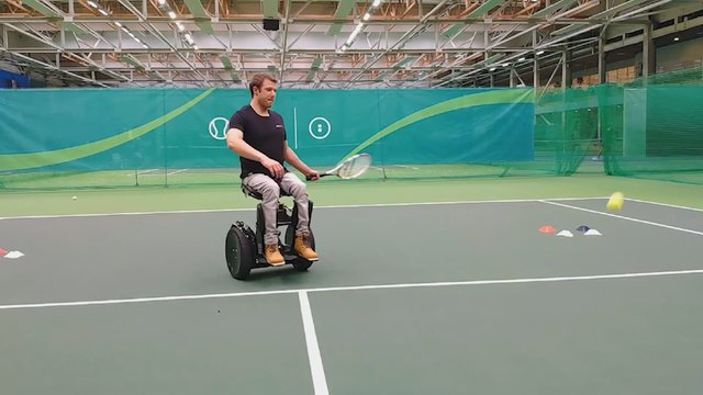 Technologijos ne tik pramogai, bet ir pagalba neįgaliesiems