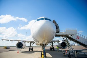 Auganti Islandijos pigių skrydžių bendrovė PLAY steigs biurą Vilniuje