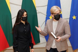 Vilniuje viešinti Nobelio laureatė N. Murad prašo Lietuvos padėti užtikrinti jazidų saugumą pasienyje