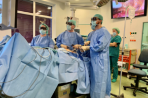 Pažangi laparoskopinė chirurgija – efektyviam vėžio gydymui Santaros klinikose