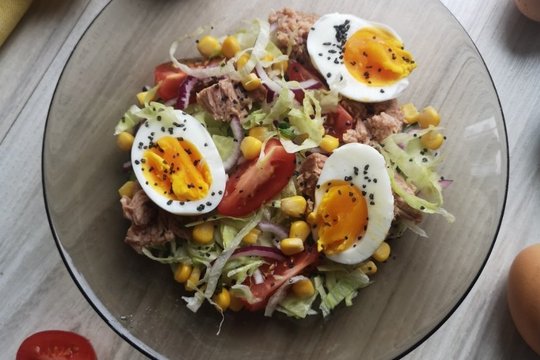 Gaivios greitai paruošiamos salotos su tunu