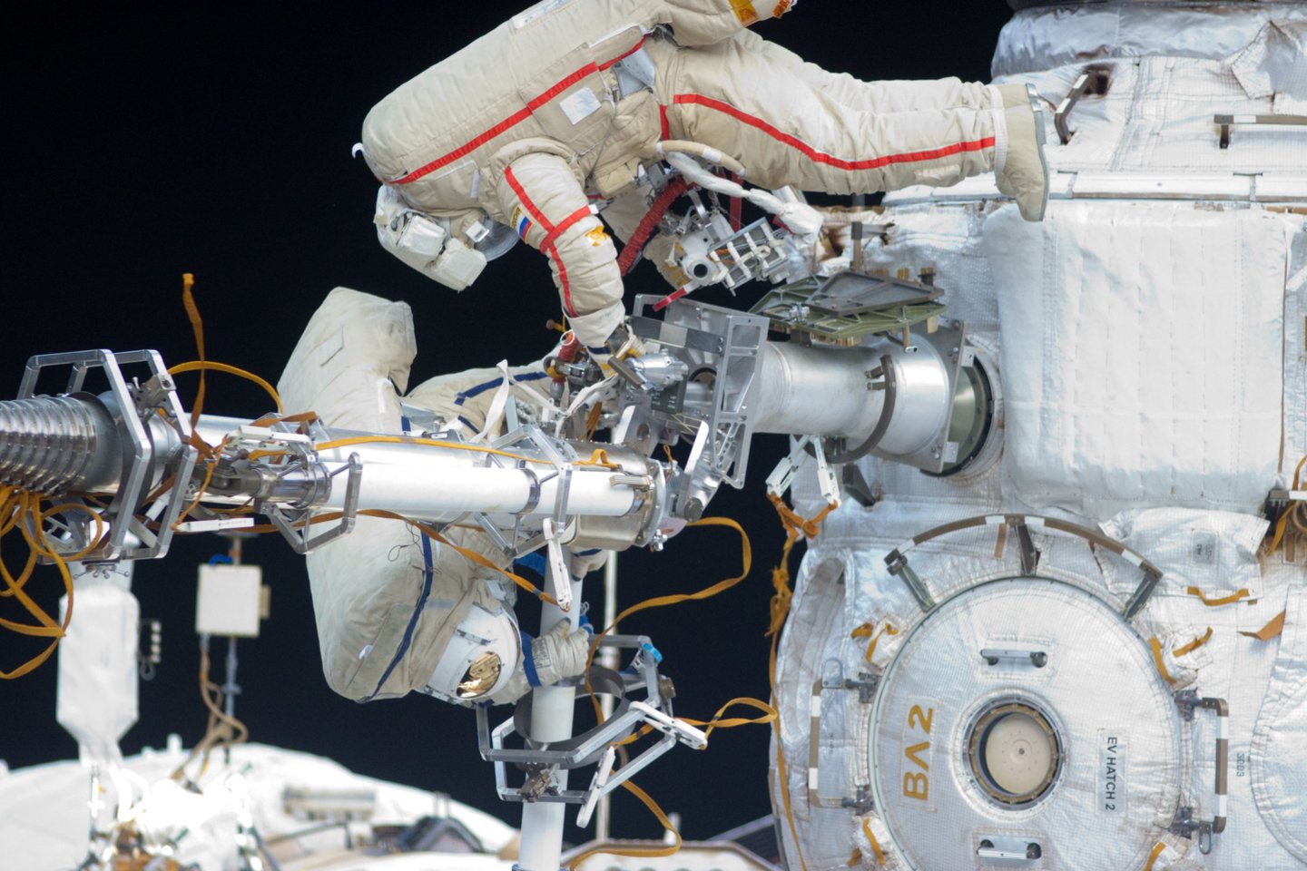  Išėjimas į atvirą kosmosą 2012 m.<br> NASA nuotr.