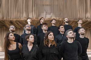 „Synaesthesis“ metų pabaigtuvėse – nebylus filmas ir naujas projektas