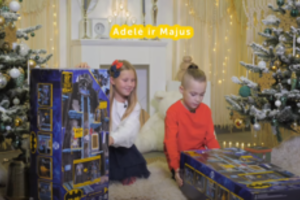 Karinos Krysko sūnus Majus ir Donato Montvydo dukra Adelė išbandė jėgas prieš kameras