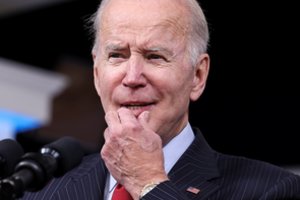 J. Bidenas tikisi, kad JAV iki 2030 metų įveiks ŽIV epidemiją