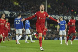 „Liverpool“ sutriuškino savo kaimynus