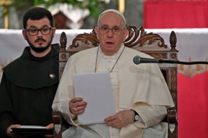 Popiežius sako esąs „labai susirūpinęs“ dėl Libano krizės