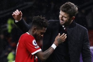 Neapdainuotas Mančesterio herojus: laikinąjį strategą išlydėjo šiltais žodžiais