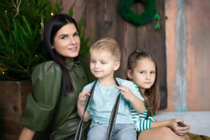 Nepagražinta motinyste besidalijanti Greta: prisižiūrėjus kitų mamų, galvojau, kad esu niekam tikusi