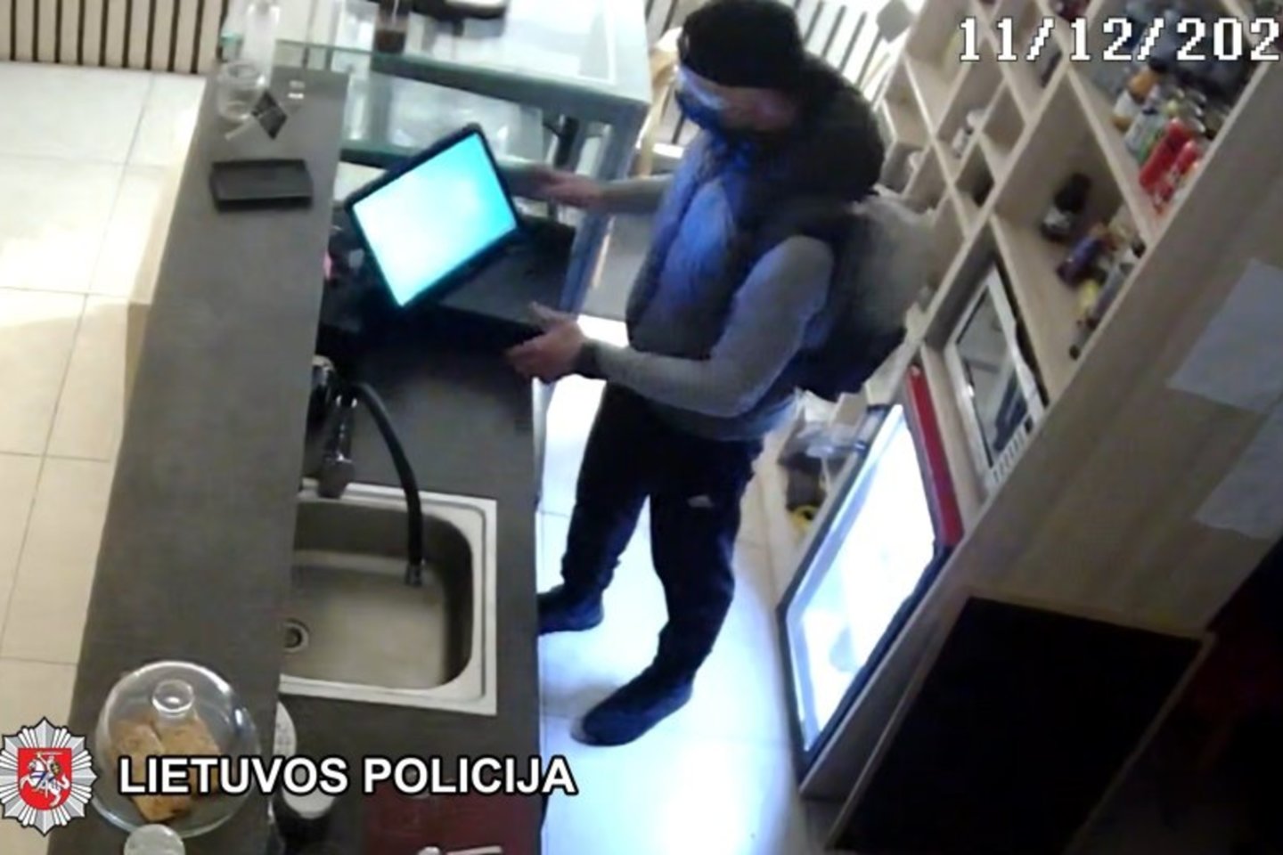 Padėkite Vilniaus policijai: gal jūs pažįstate šį vaikiną?