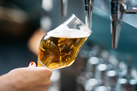Pasiekimus 2021-aisiais skaičiuojantis „Švyturys-Utenos alus“ pastebi besikeičiančius žmonių vartojimo įpročius