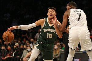 Ilgai neužsibuvo: „Bucks“ parodė duris G. Kalaitzakiui