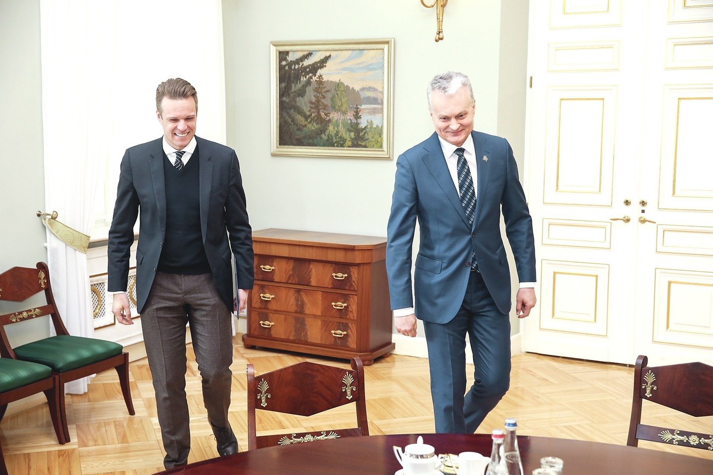 Akimirkos, kai G.Nausėda ir G.Landsbergis vienas kitam šypsojosi, – jau praeitis.<br>R.Danisevičiaus nuotr.