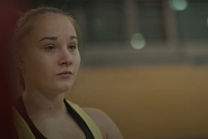 Šviežias žvilgsnis į Maidano revoliuciją – naujame filme: priverstinė emigracija ir kenčiančios tėvynės ilgesys 