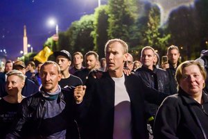 Latvijoje dėl nesankcionuoto protesto sulaikytas Saeimos narys A. Guobzemas