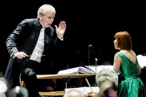 Operos solistė Lauryna Bendžiūnaitė žada Kalėdas gruodžio pradžioje