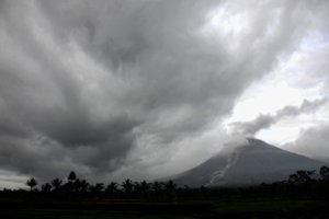 Ugnikalnio išsiveržimo Indonezijoje aukų skaičius išaugo iki 39