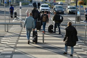 NVSC: dėl omikron atmainos grėsmės Lietuvoje sugriežtinti reikalavimai – tik atvykusiems iš Pietų Afrikos regiono šalių