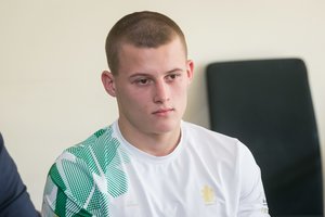 Boksininkas E. Stanionis ir Y. Ugasas kausis dėl čempiono titulo: aiškėja dvikovos data