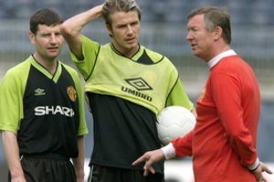 Siūlių pareikalavusi skandalingoji D. Beckhamo ir A. Fergusono istorija: trenerio asistentas nusprendė padėti tašką