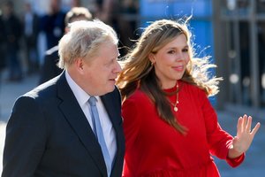 Borisui Johnsonui ir jo žmonai Carrie gimė vaikelis