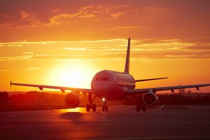 JAV dėl 5G ryšio ribojamos kai kurios lėktuvų operacijos