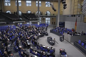 Vokietijos parlamentarai pritarė privalomiems sveikatos apsaugos darbuotojų skiepams