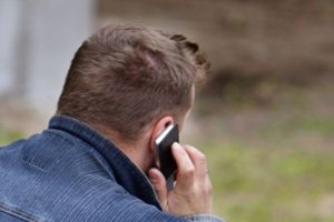 Kinijos ekonominį spaudimą patiriantys verslai jau gali sulaukti pagalbos – pradeda veikti karštoji linija