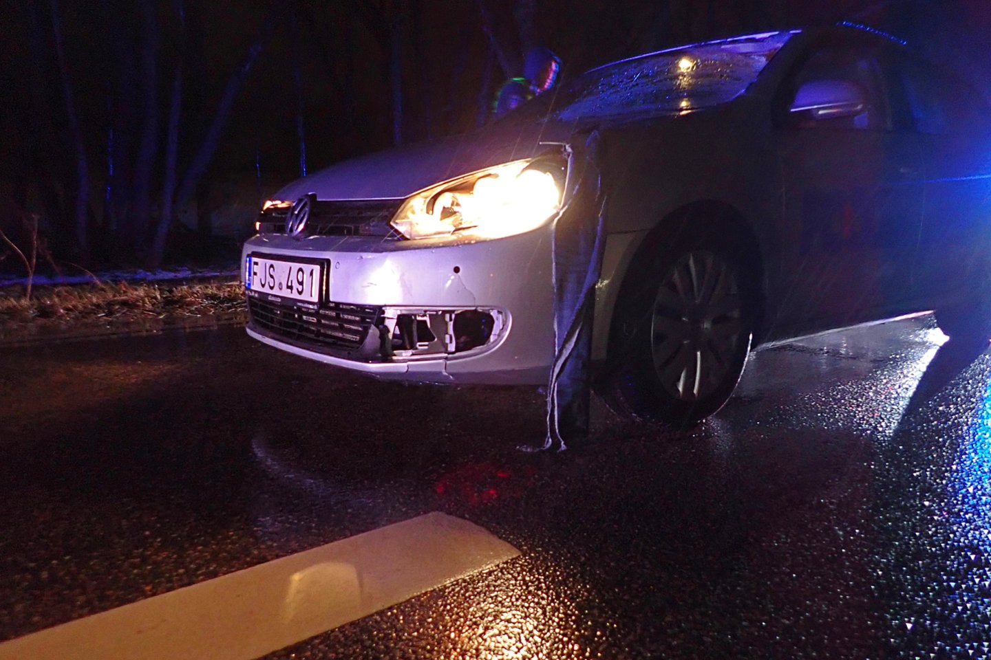  Vilniaus pakraštyje automobilis partrenkė ir sunkiai sužalojo pėsčiąjį.<br> A.Vaitkevičiaus nuotr.