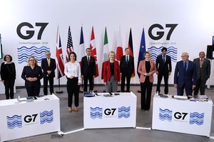 G-7 pasiuntė griežtą perspėjimą Iranui ir Rusijai