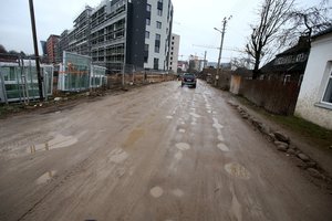 Linksmų plaučių NT brokeriai surankiojo absurdiškiausiaus skelbimus: Lietuvoje tikrai kosmonautai butus pardavinėja