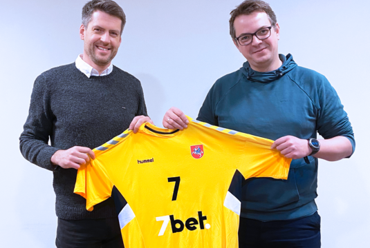 Vyrų rankinio rinktinei prieš Europos čempionatą ranką ištiesė „7bet“
