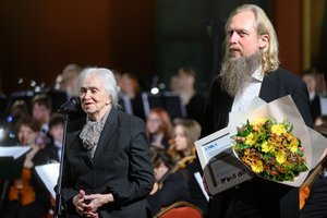 Valdovų rūmuose – Meno kūrėjų apdovanojimų debiutas: iškilmingai pagerbti metų geriausieji