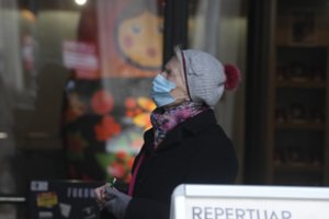 Lenkija skelbia naujus ribojimus kovai su koronaviruso plitimu