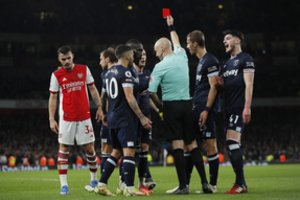 Kovoje dėl ketvirtos vietos „Arsenal“ įveikė „West Ham United“