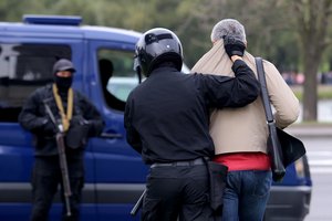 „Reporteriai be sienų“: 2021-aisiais įkalinta rekordiškai daug žurnalistų, 46 nužudyti