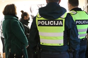 Grožio salone tauragiškė pateikė svetimą galimybių pasą