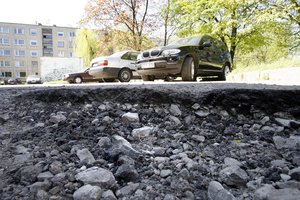 Seimas – prieš šešių žiedinių savivaldybių kelių priežiūros papildomą finansavimą