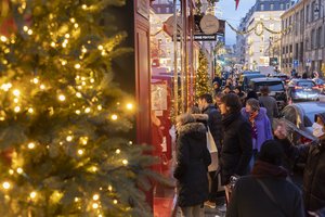 Tūkstančiai žmonių plūstelėjo iš JK į Prancūziją prieš įsigaliojant kelionių draudimui
