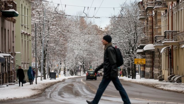 Sugrįš žiemiškas šaltis: pūs žvarbus vėjas, temperatūra kris gerokai žemiau