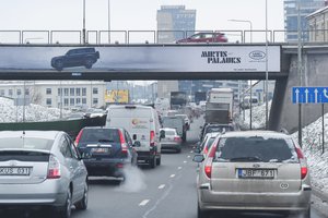 Mokesčiai pakeitė automobilių pirkėjų įpročius: ką renkasi lietuviai?
